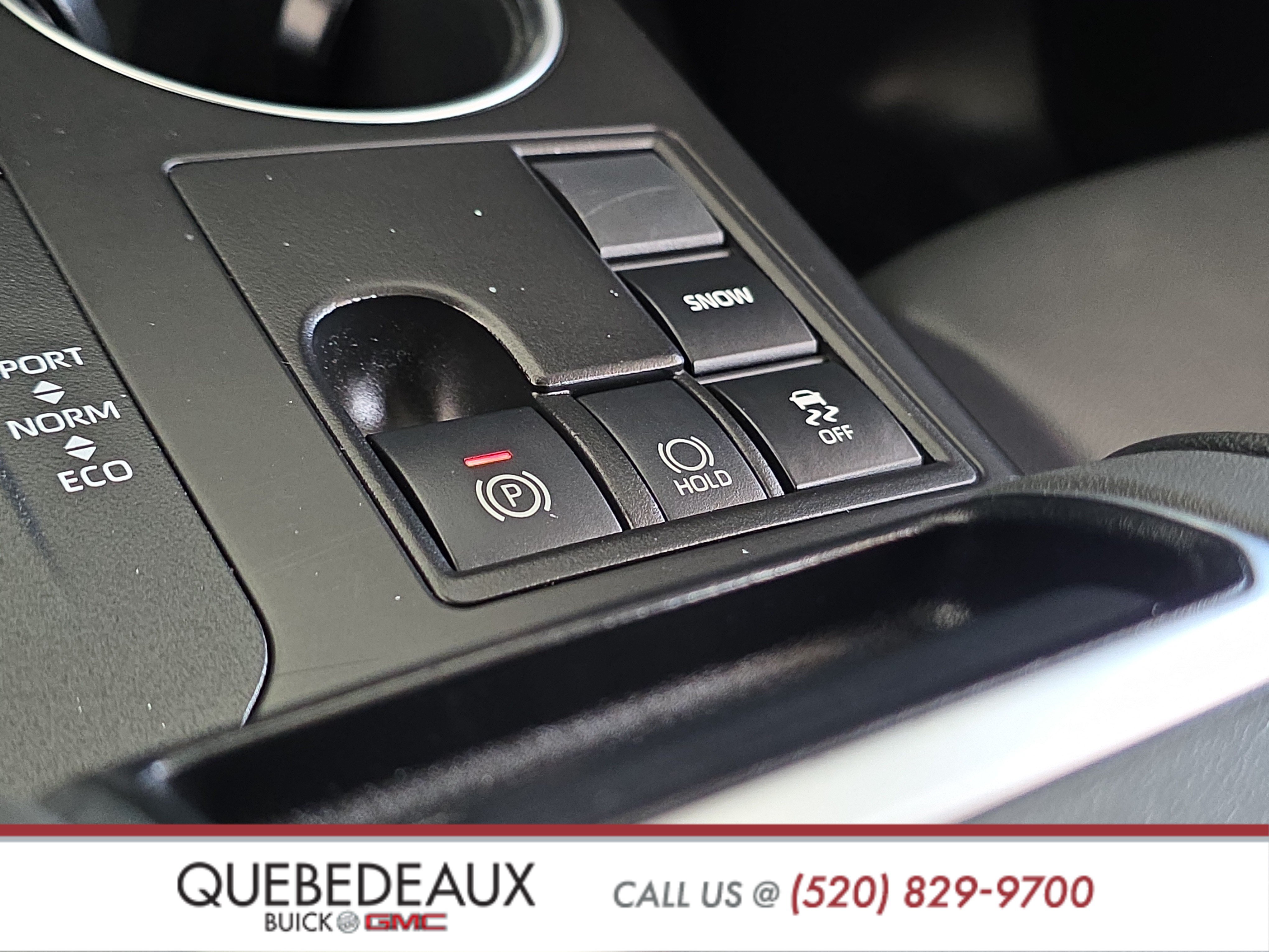 Used 2023 Toyota Highlander XLE FWD image 22