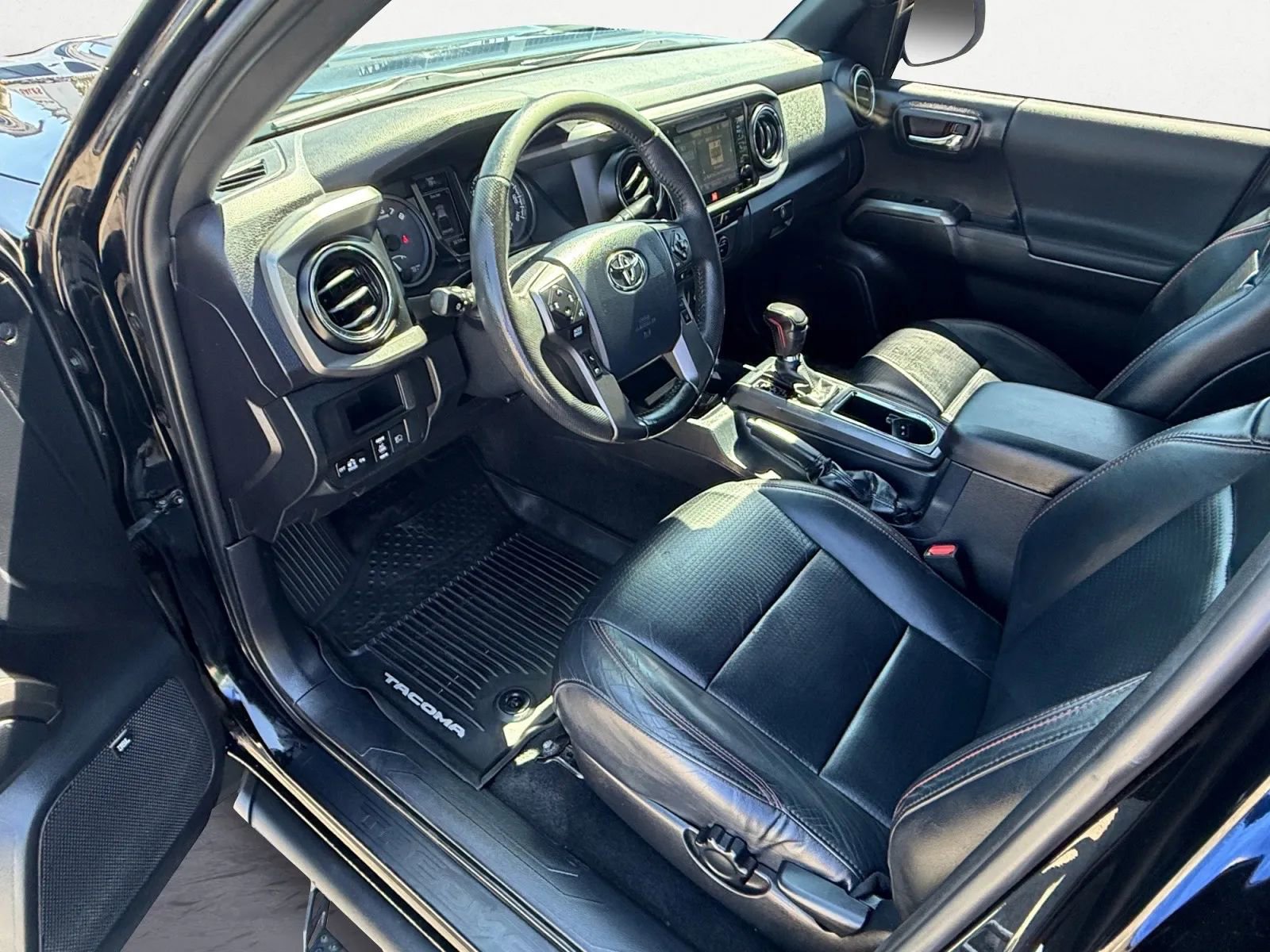 Used 2019 Toyota Tacoma TRD Pro AWD/4WD image 13