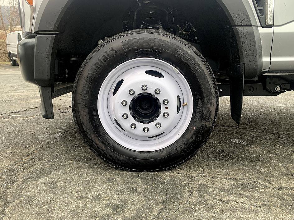 New 2024 Ford F450 XL RWD image 8