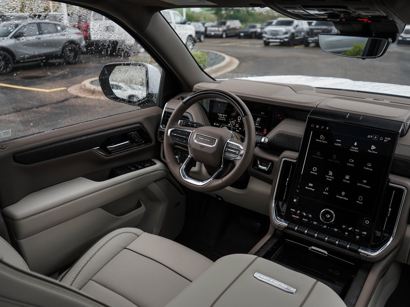 New 2026 GMC Yukon Denali w/ Denali Reserve Package AWD/4WD image 16