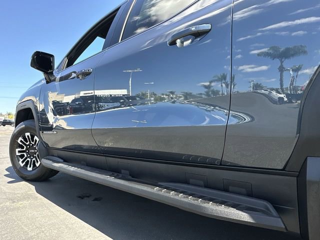 New 2026 GMC Sierra EV Elevation image 17