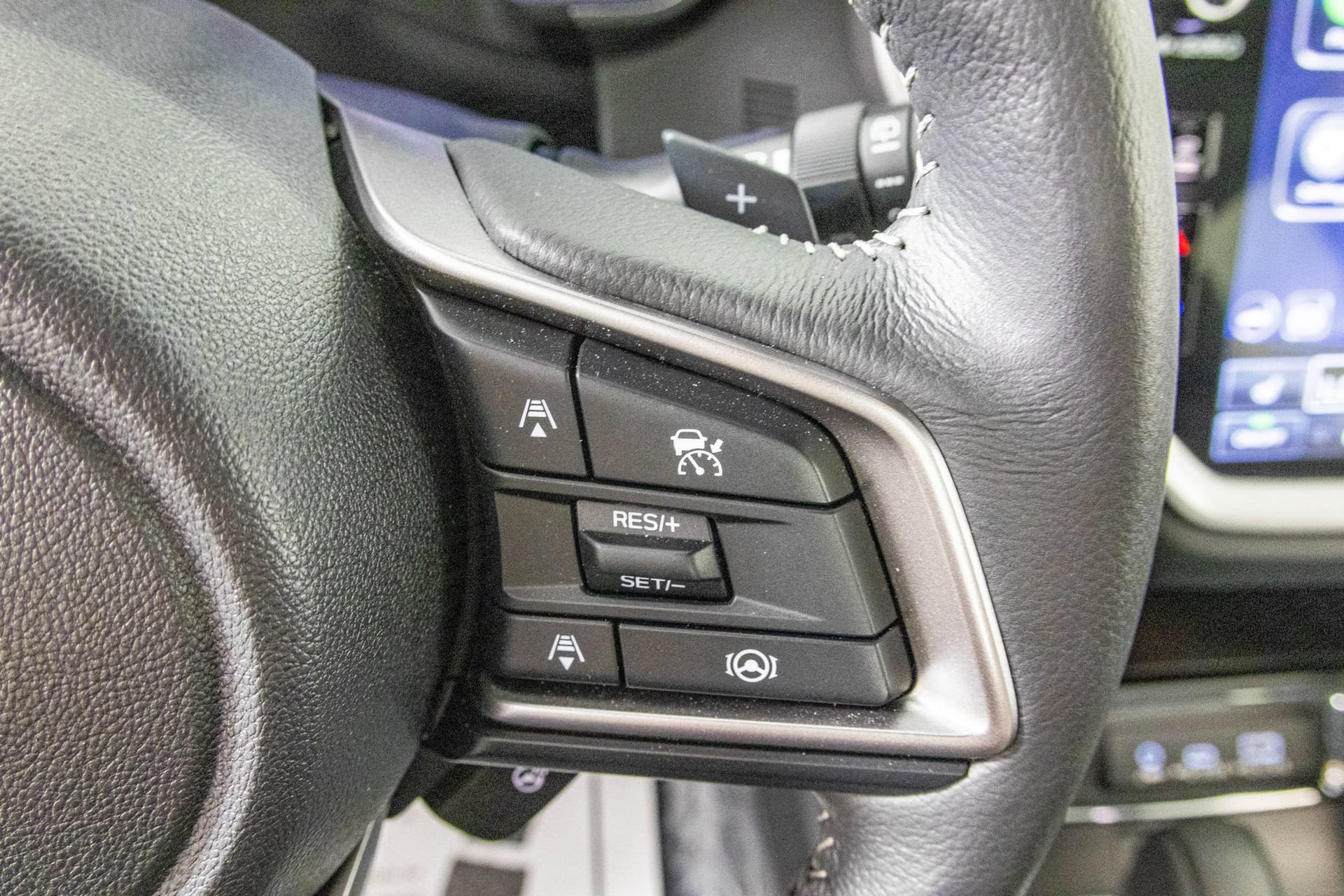 Used 2026 Subaru Ascent Limited AWD/4WD image 33