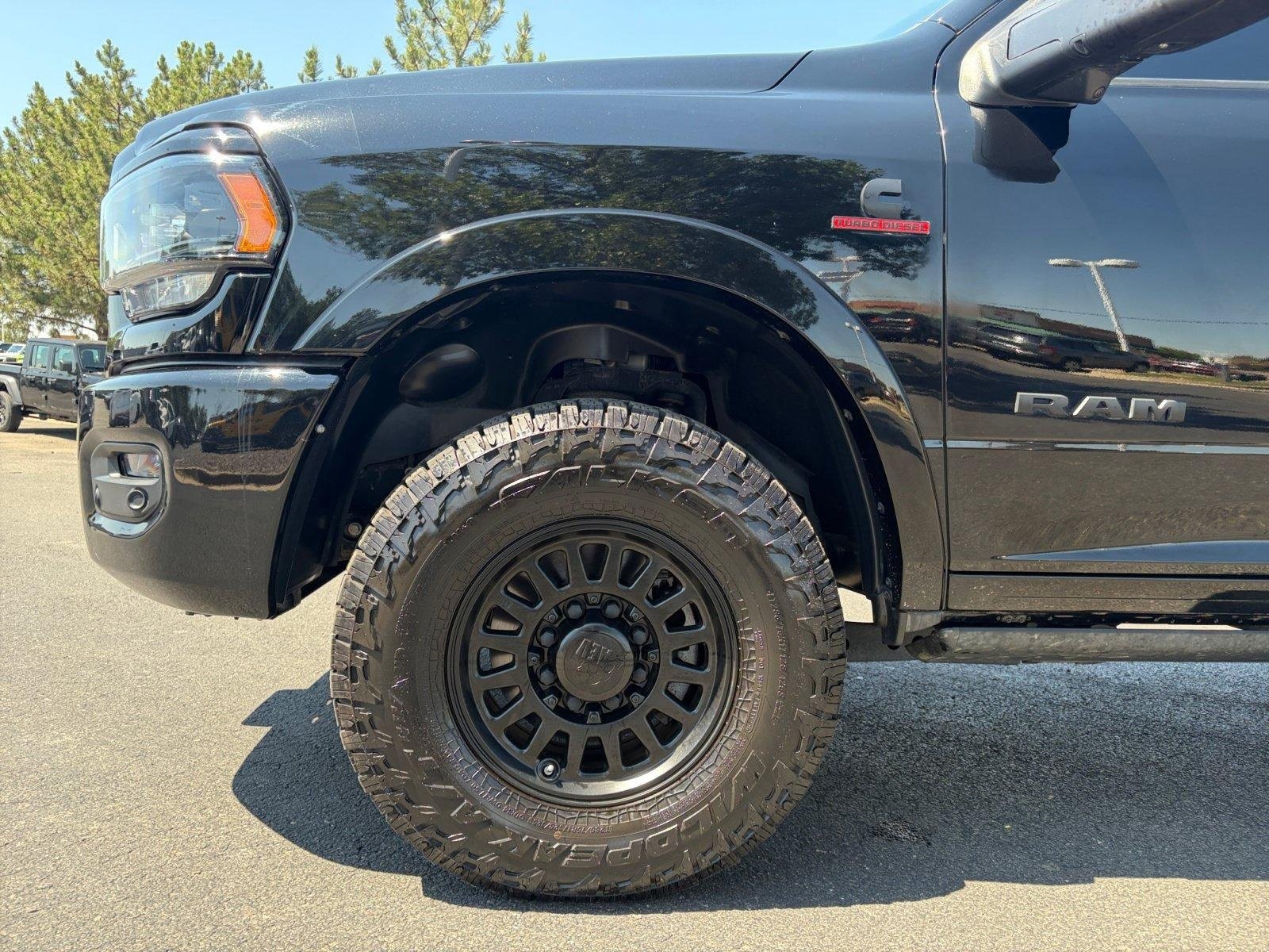 Used 2024 RAM 2500 Limited AWD/4WD image 10