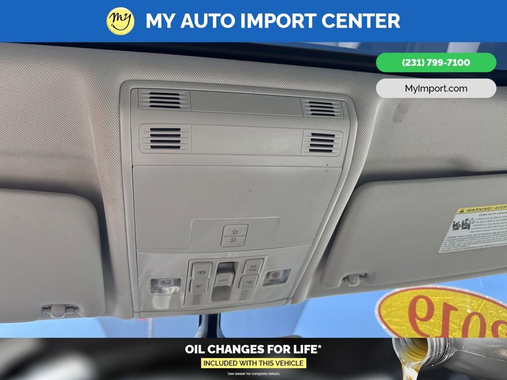 Used 2019 Volkswagen Tiguan SE w/ Panoramic Sunroof Package image 24