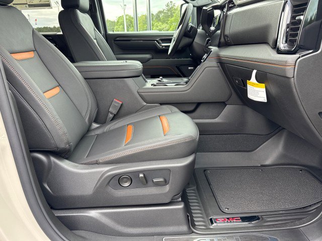 New 2026 GMC Sierra 2500 AT4 AWD/4WD image 12