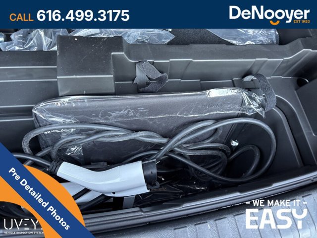 Used 2024 Chevrolet Blazer EV LT AWD/4WD image 13