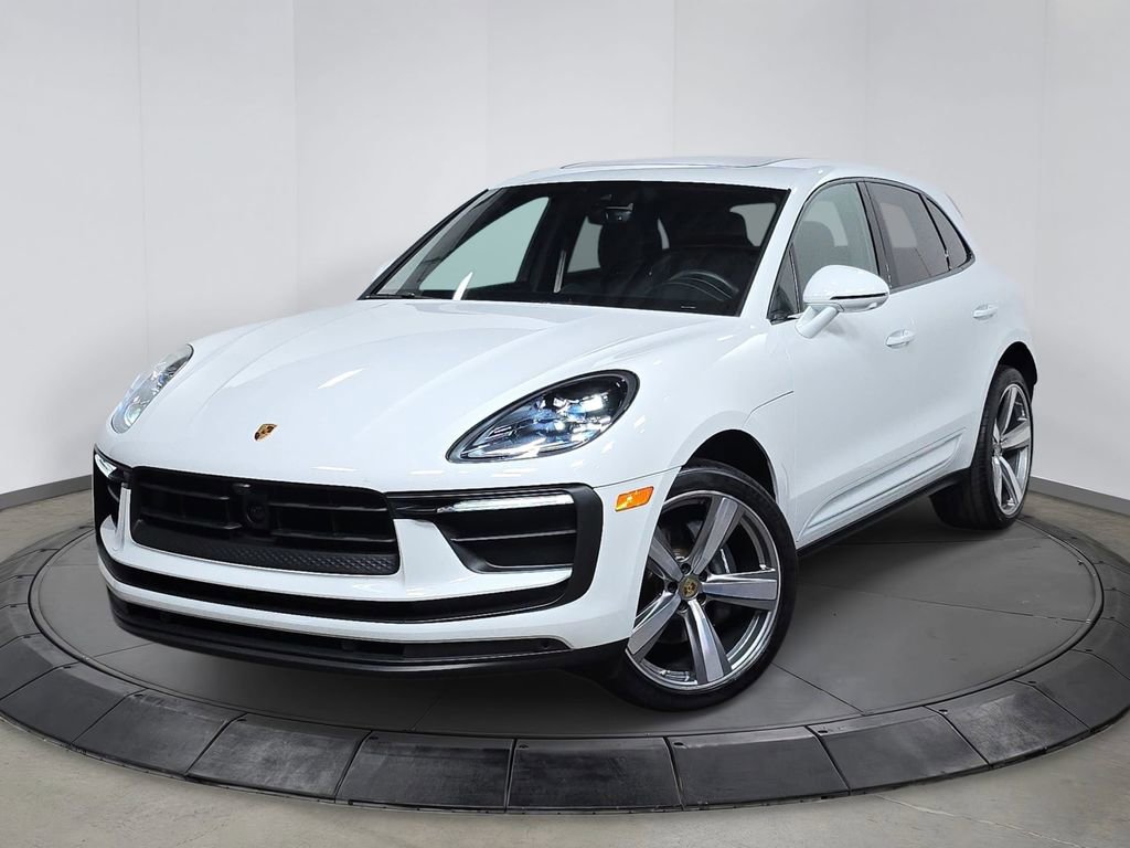Certified 2025 Porsche Macan AWD/4WD video 1