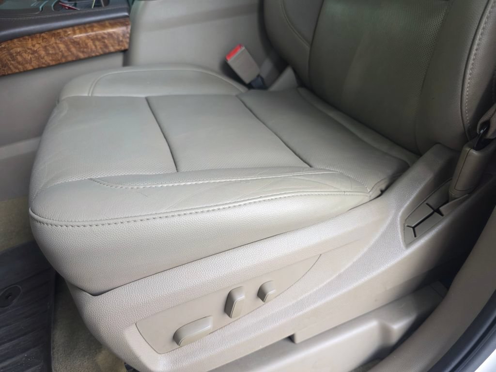 Used 2016 Chevrolet Tahoe LTZ RWD image 12