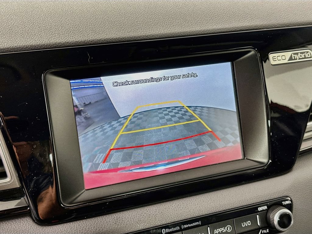 Used 2017 Kia Niro EX FWD image 14