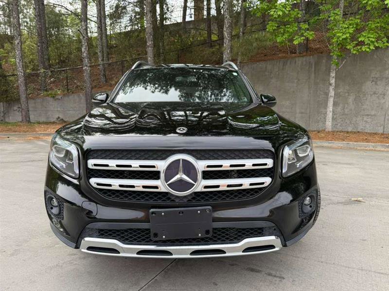 Used 2020 Mercedes-Benz GLB 250 4MATIC image 2