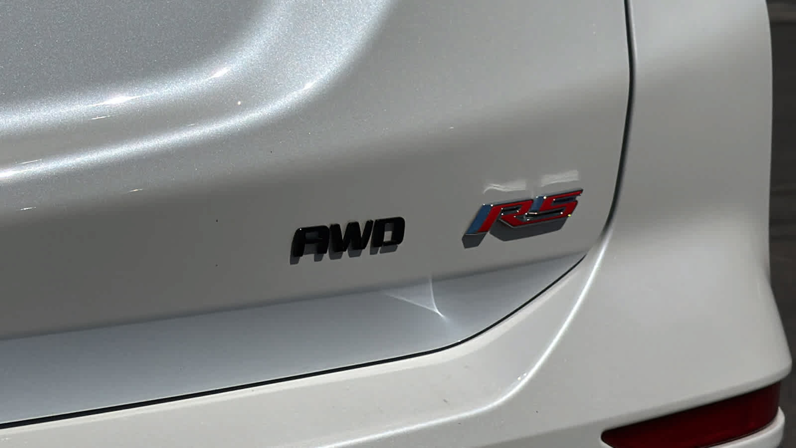 Certified 2024 Chevrolet Equinox RS AWD/4WD image 28