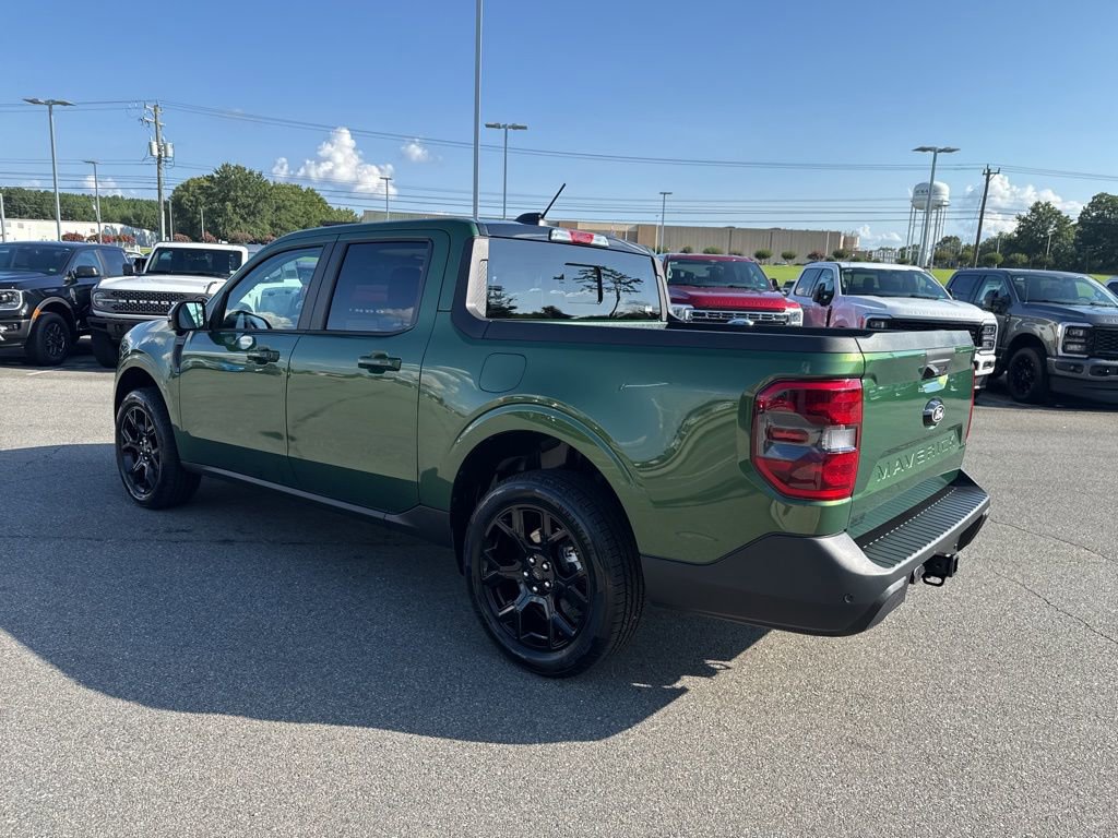 New 2025 Ford Maverick Lariat w/ Black Appearance Package image 6