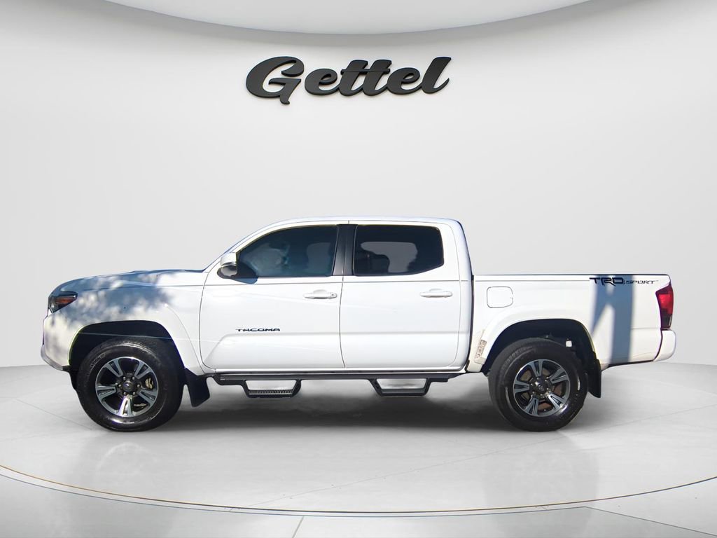 Used 2016 Toyota Tacoma TRD Sport w/ Premium & Technology Package RWD image 8