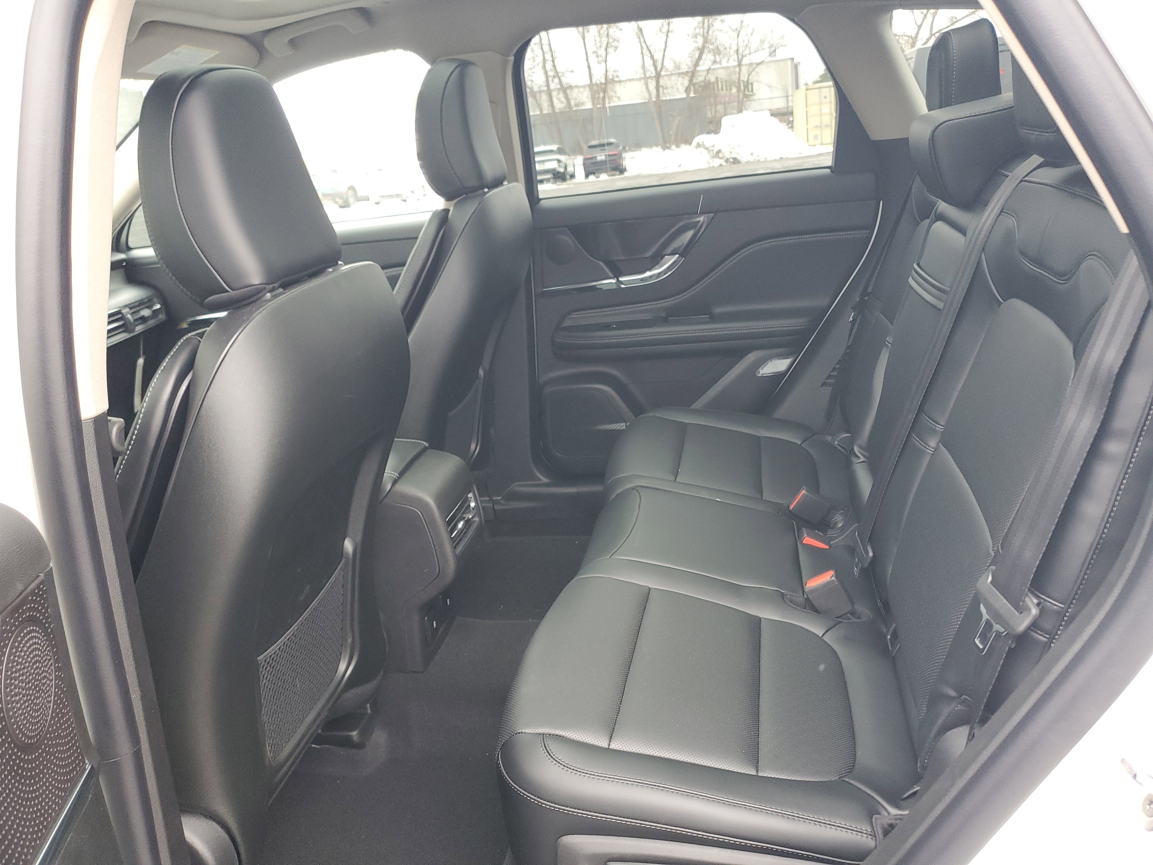 New 2026 Lincoln Corsair Premiere image 25