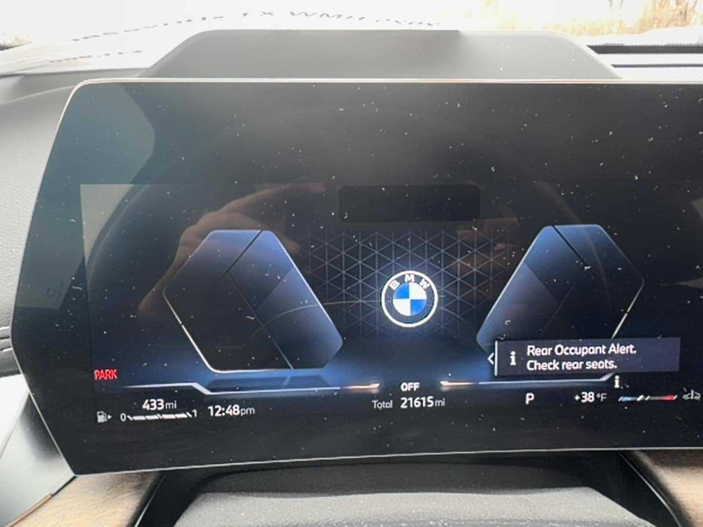 Used 2025 BMW X1 xDrive28i w/ Premium Package image 13