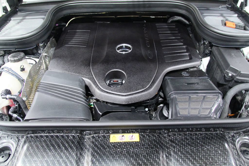 Certified 2026 Mercedes-Benz GLS 450 4MATIC image 34