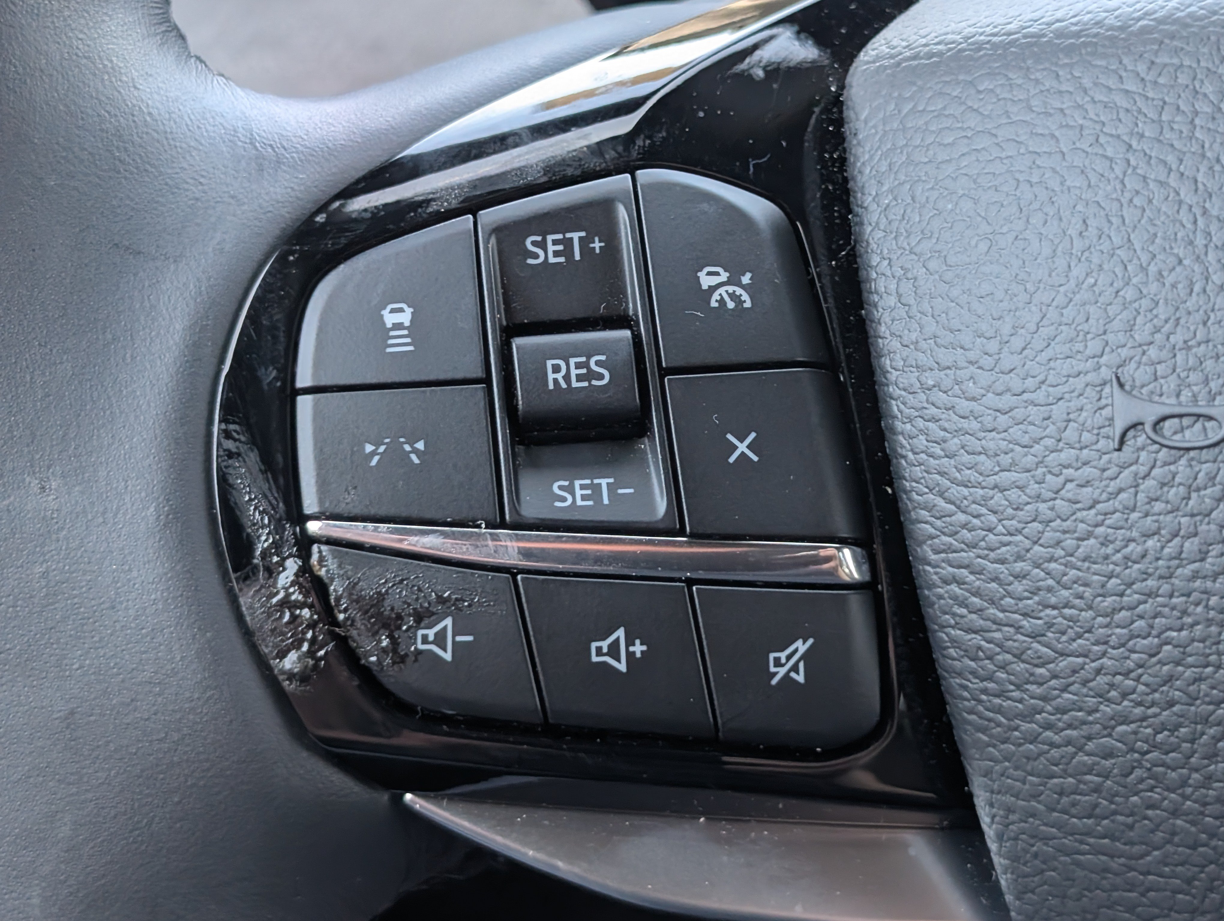 Used 2026 Ford Explorer Platinum RWD image 24
