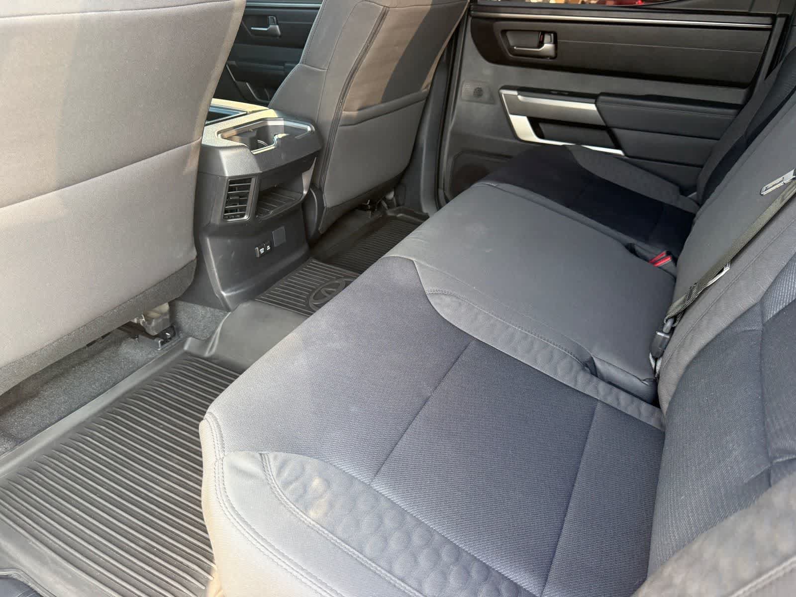 Used 2025 Toyota Tundra SR5 AWD/4WD image 12