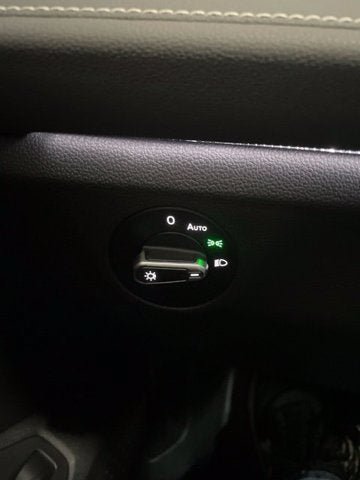 New 2027 Volkswagen Jetta SEL FWD image 16