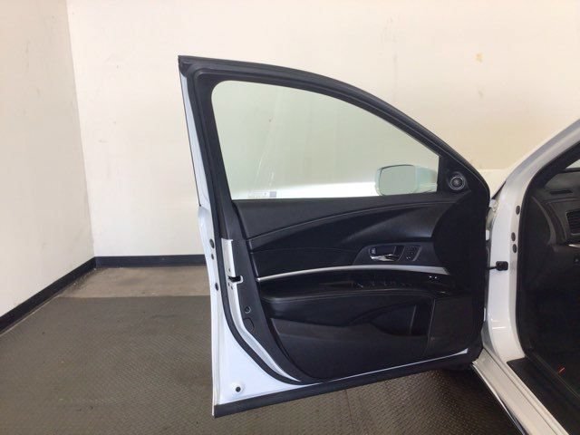 Used 2018 Acura RLX w/ Technology Package FWD image 7
