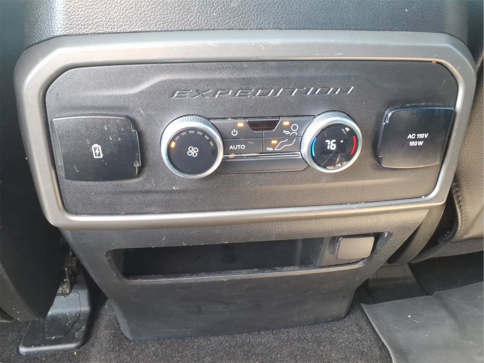 Used 2021 Ford Expedition XLT image 17