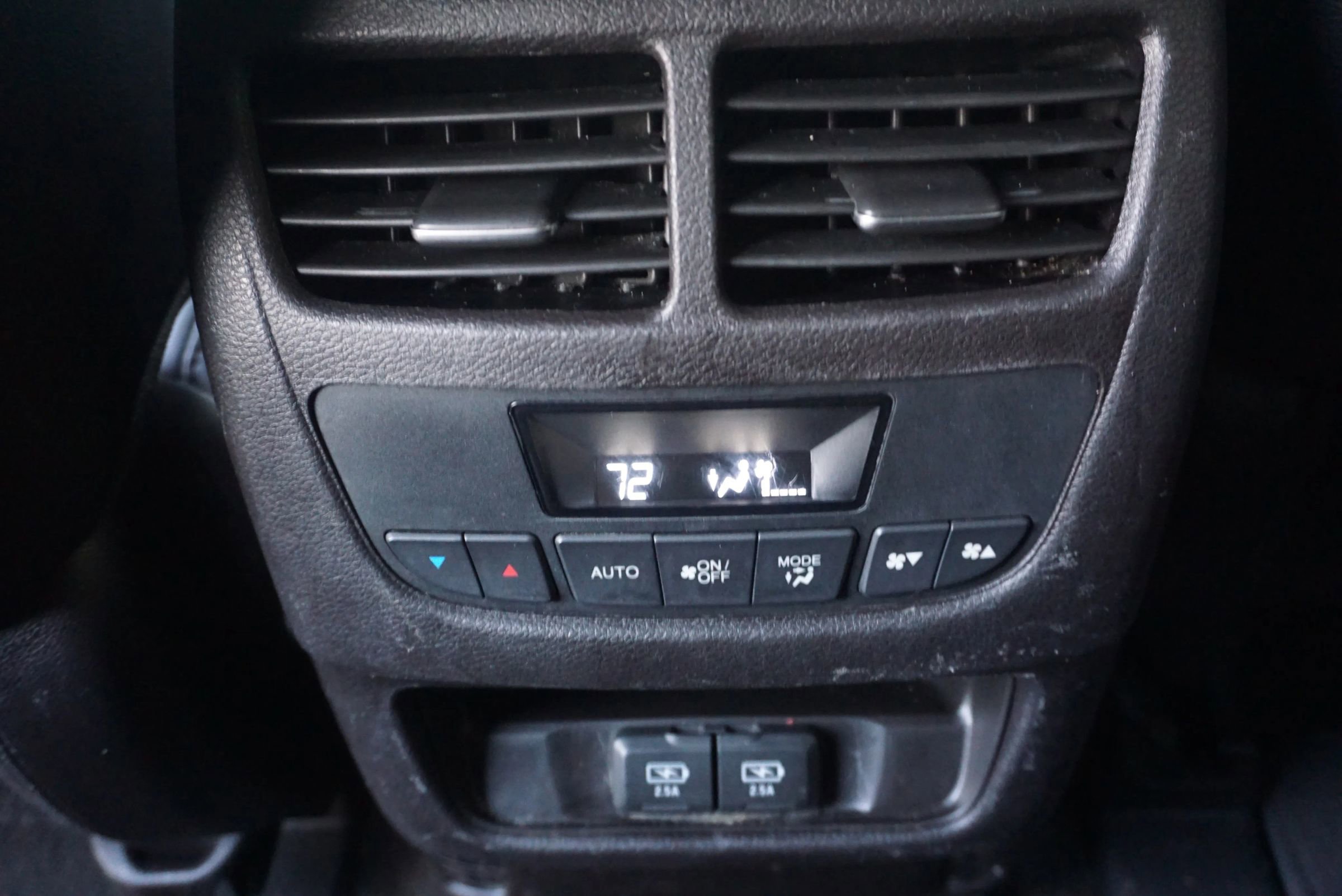 Used 2017 Acura MDX SH-AWD w/ Technology Package image 36