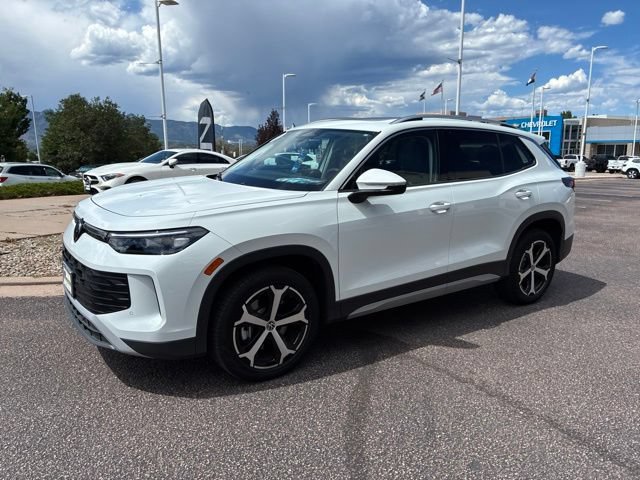 Certified 2026 Volkswagen Tiguan SE AWD/4WD image 3