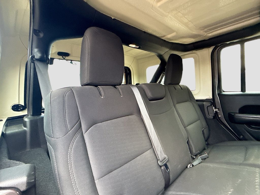 Used 2019 Jeep Wrangler Unlimited Sport S AWD/4WD image 29