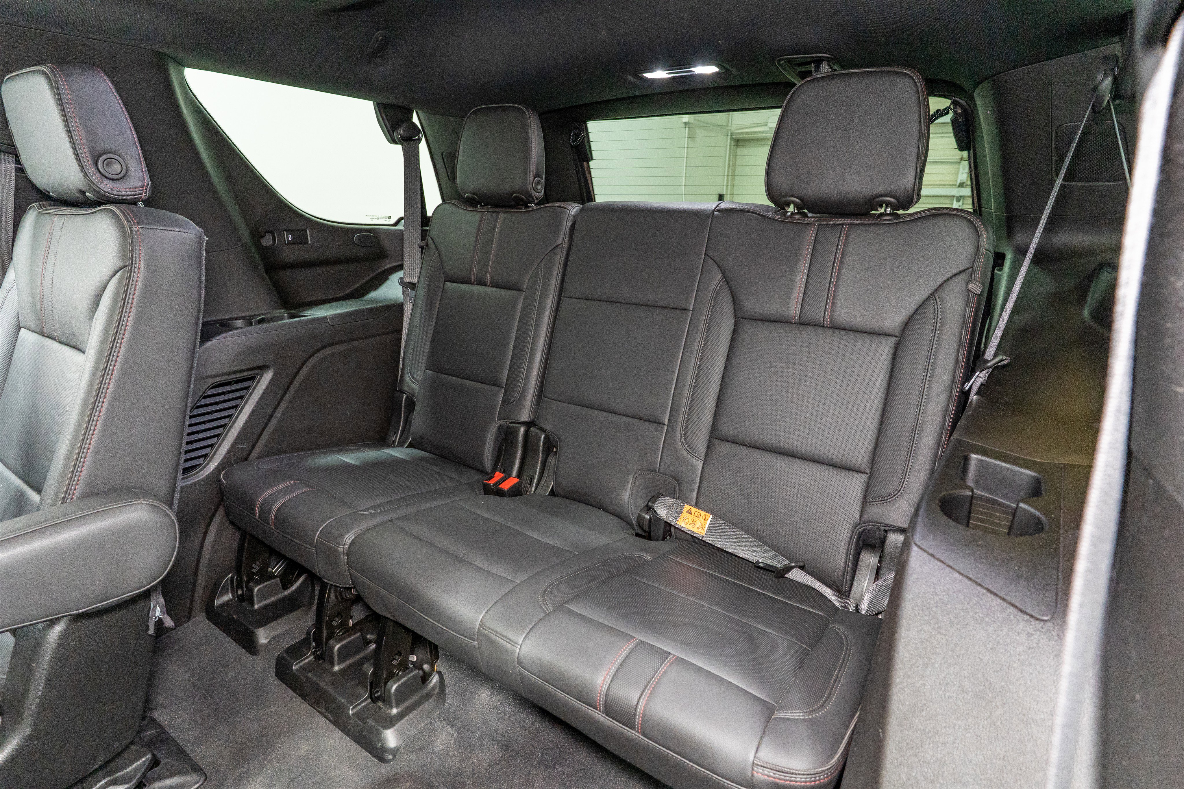 Used 2021 Chevrolet Tahoe RST w/ Luxury Package image 33