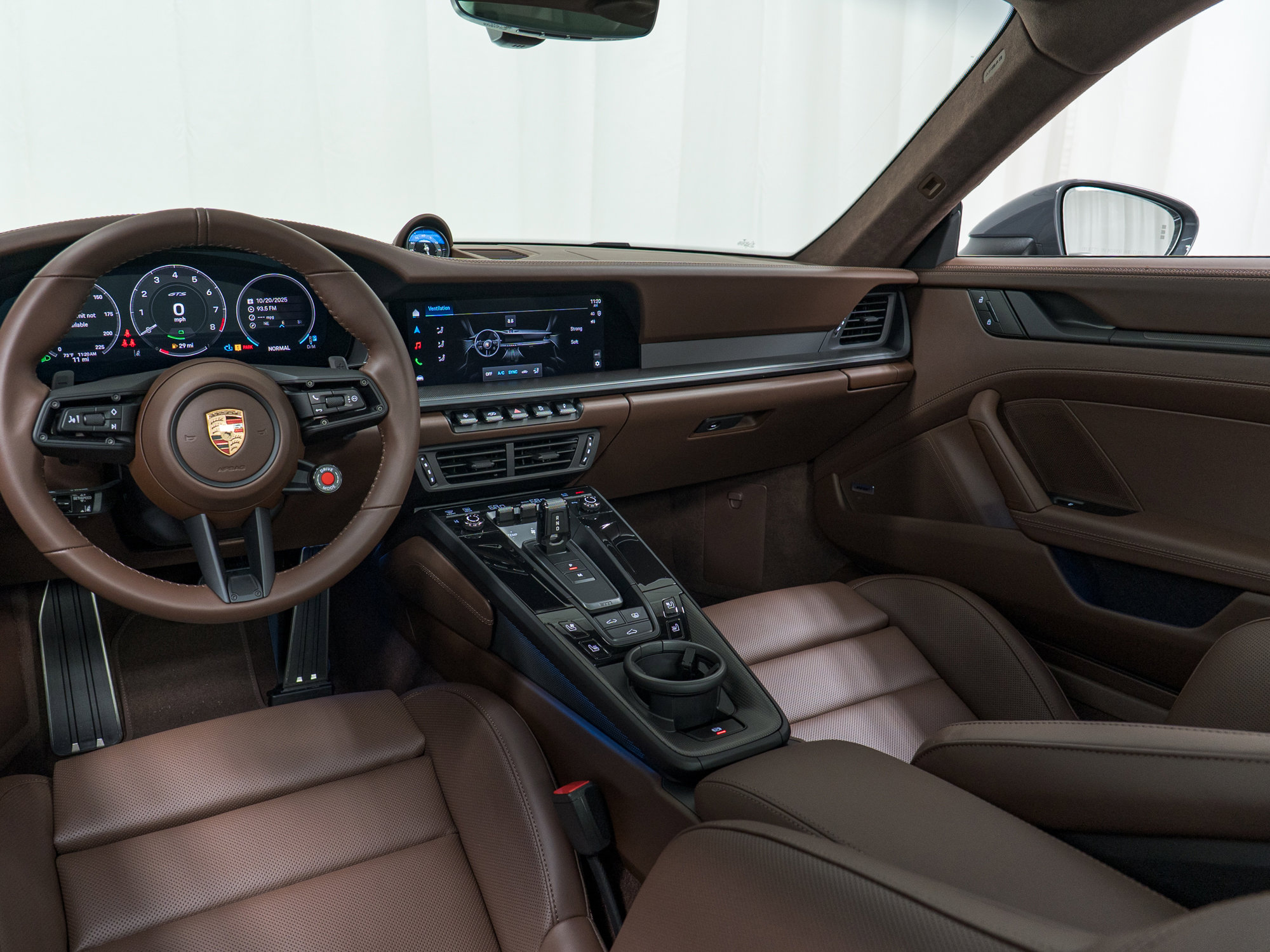 Used 2026 Porsche 911 Carrera 4 GTS image 23