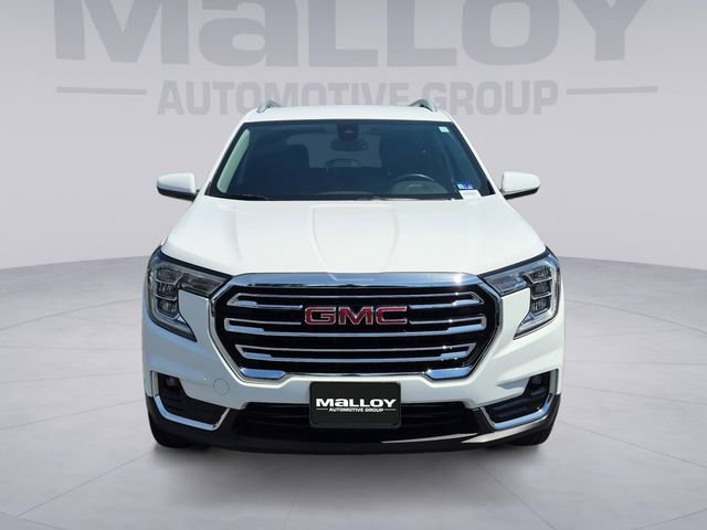 Used 2024 GMC Terrain SLT AWD/4WD image 8