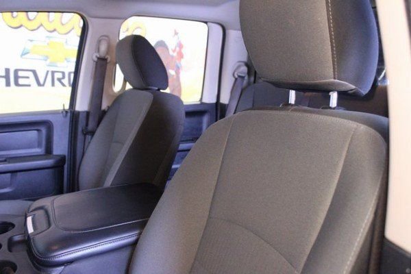 Used 2021 RAM 1500 Express w/ Wheel & Sound Group image 17