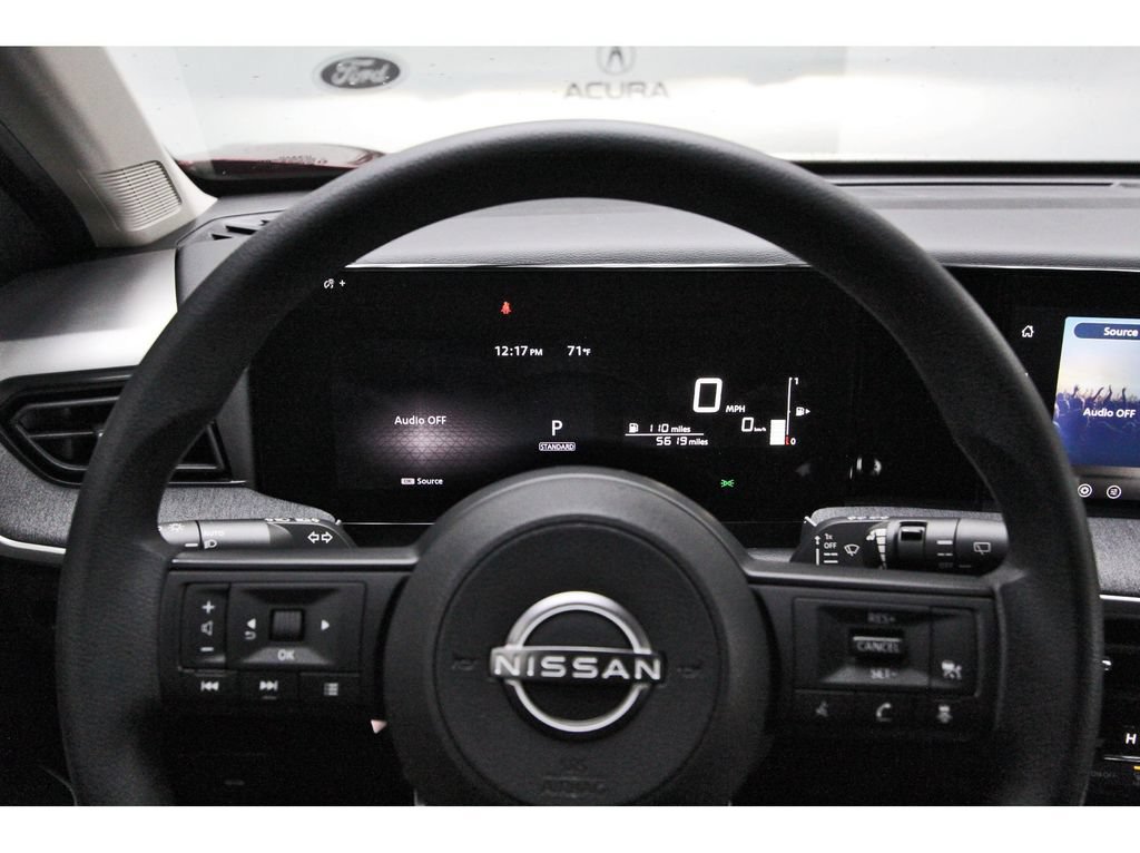 Used 2026 Nissan Kicks SV FWD image 9