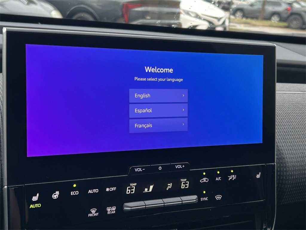 Used 2025 Toyota bZ4X FWD image 31