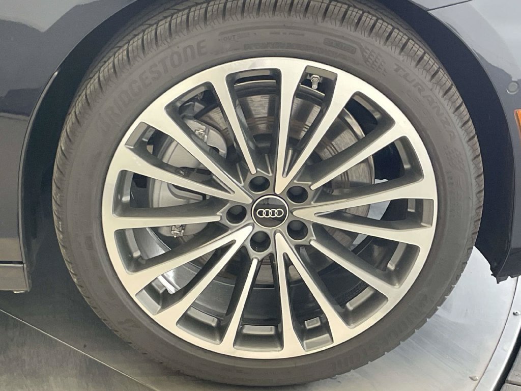 New 2026 Audi A6 Premium Plus AWD/4WD image 14