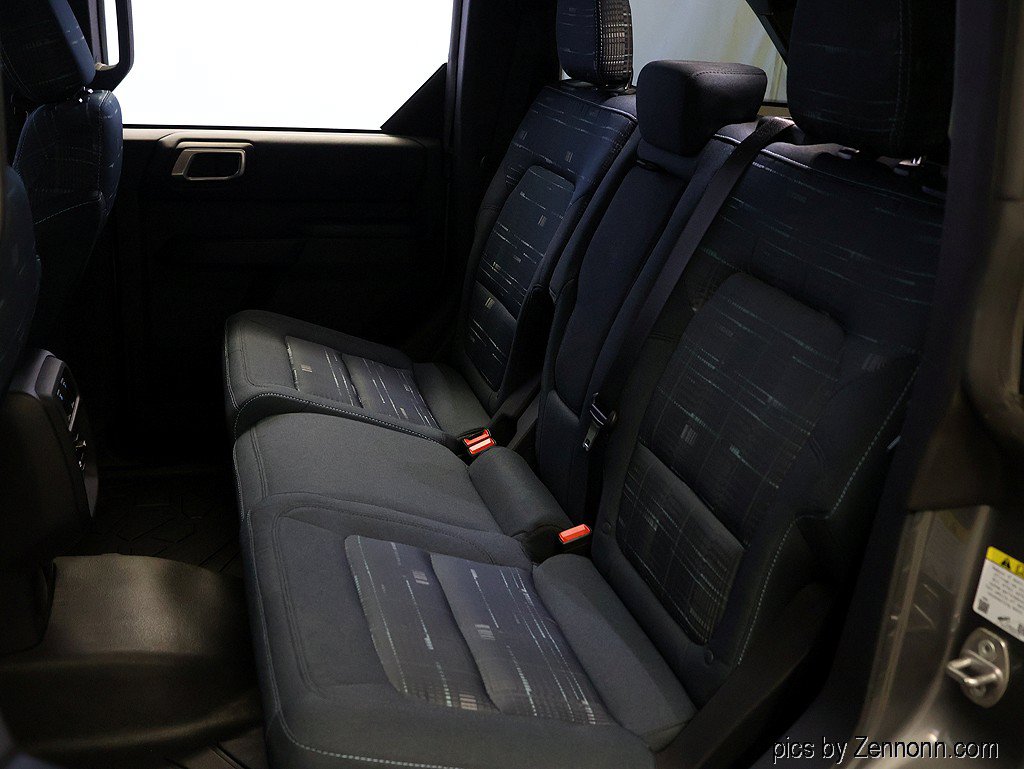 Used 2025 Ford Bronco Heritage Edition AWD/4WD image 13