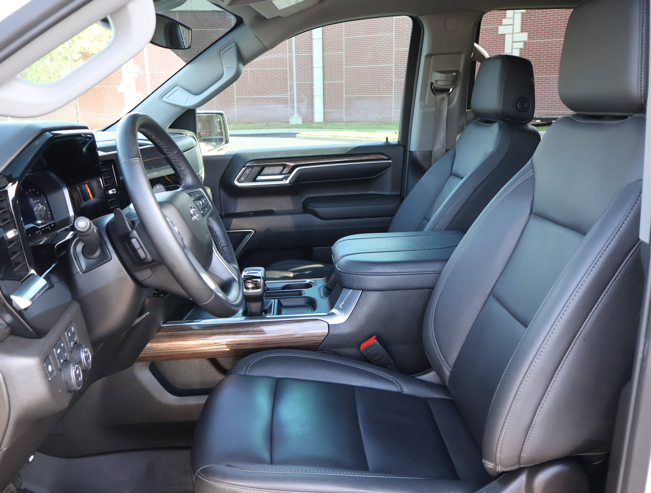 Used 2024 Chevrolet Silverado 1500 RST w/ RST All Star Premium Package AWD/4WD image 10