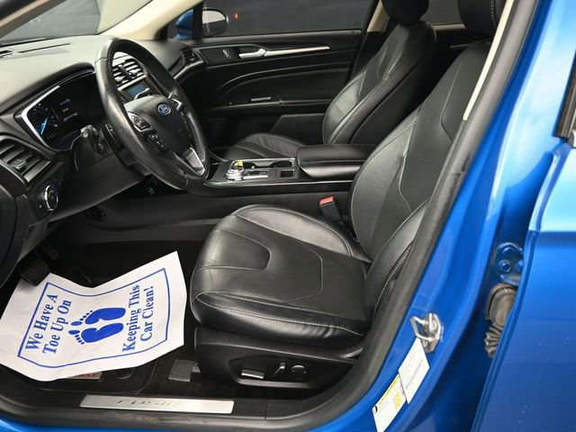 Used 2020 Ford Fusion Titanium AWD/4WD image 11