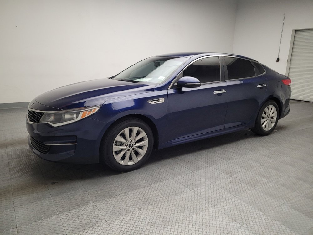 Used 2016 Kia Optima LX image 2