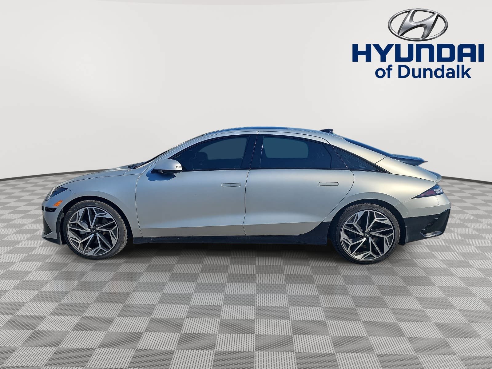 Used 2023 Hyundai Ioniq 6 Limited RWD image 5