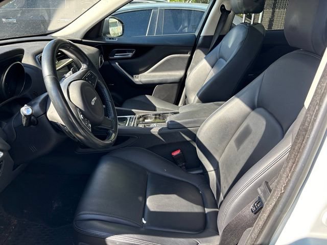 Used 2017 Jaguar F-PACE Premium AWD/4WD image 7