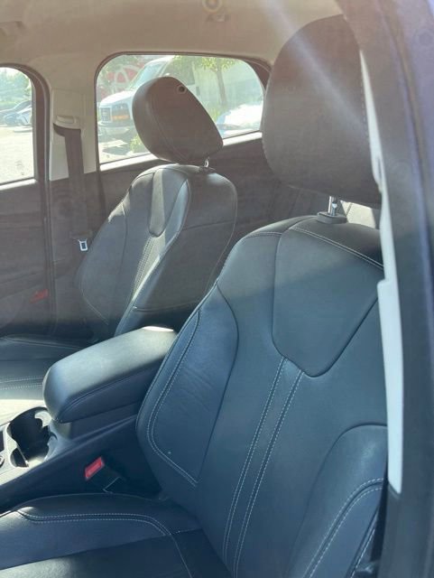 Used 2014 Ford Focus SE w/ Equipment Group 201A FWD image 11