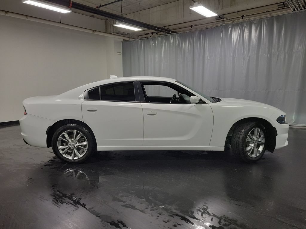 Used 2022 Dodge Charger SXT AWD/4WD image 9