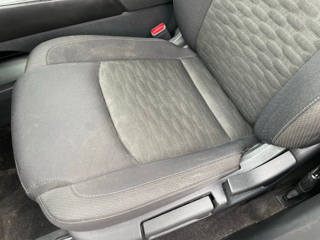 Used 2024 Nissan Pathfinder S image 26