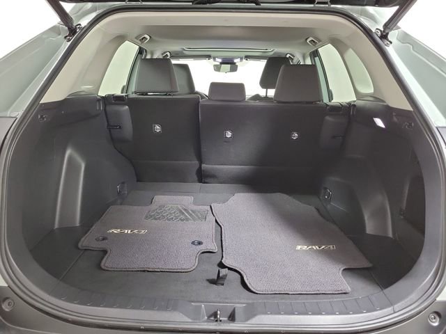 Used 2023 Toyota RAV4 XLE w/ Convenience Package image 10