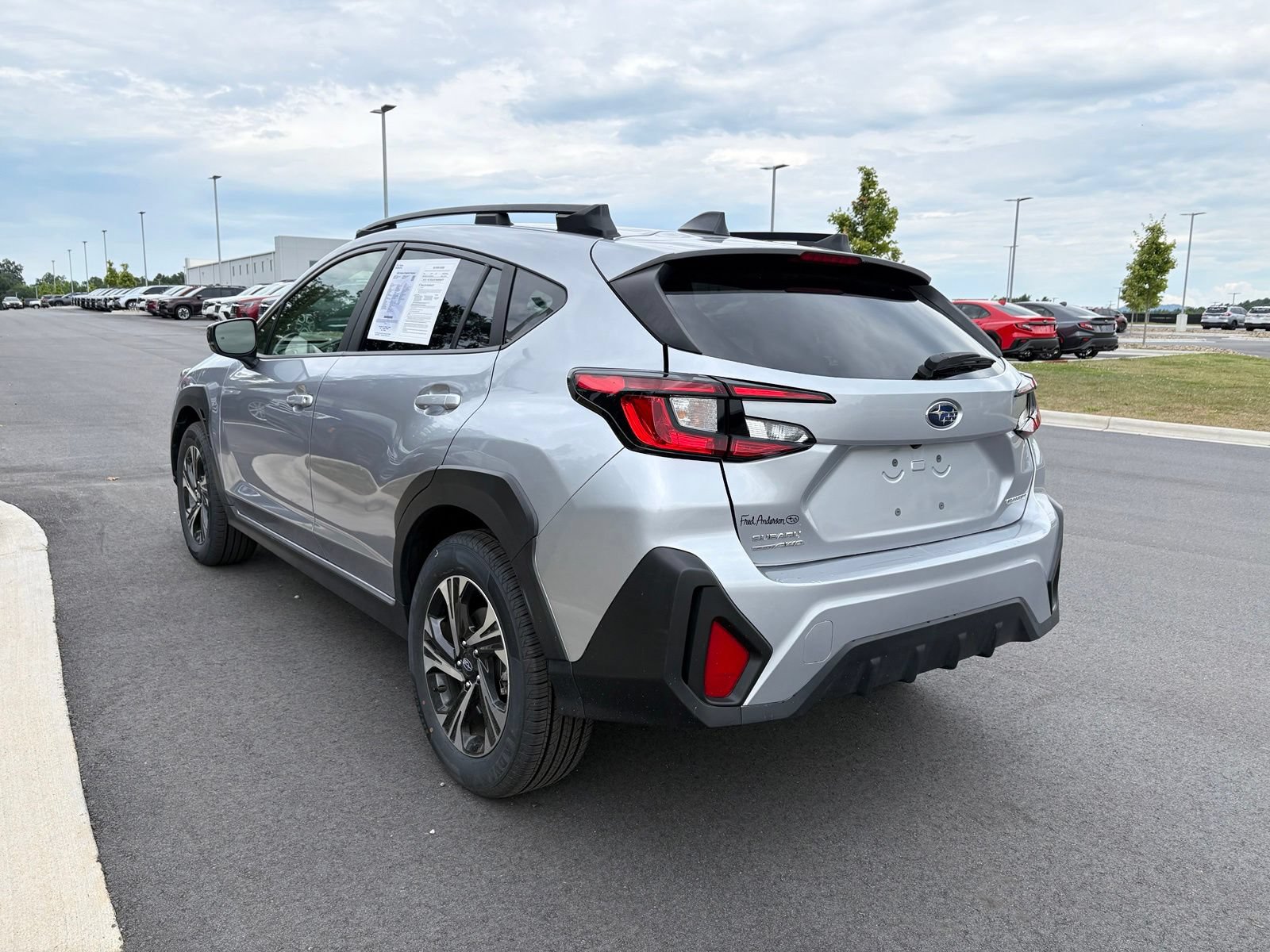 Used 2024 Subaru Crosstrek 2.0i Premium w/ Crosstrek Mirror Package AWD/4WD image 6