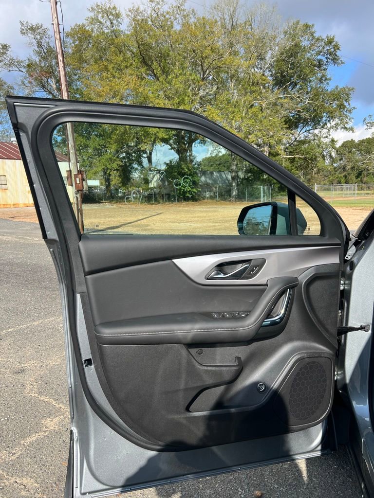 New 2026 Chevrolet Blazer LT image 10