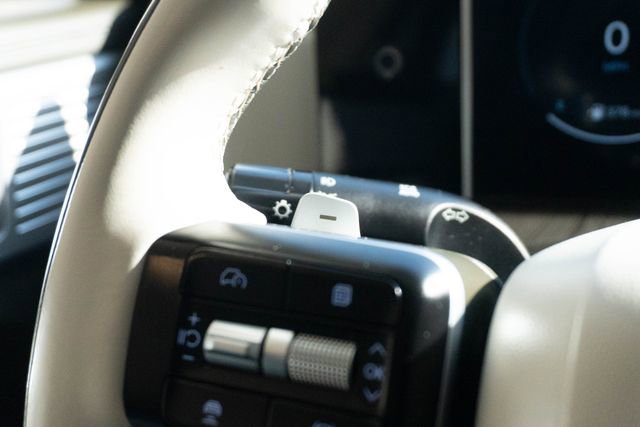 Used 2024 Hyundai Santa Fe Calligraphy image 37