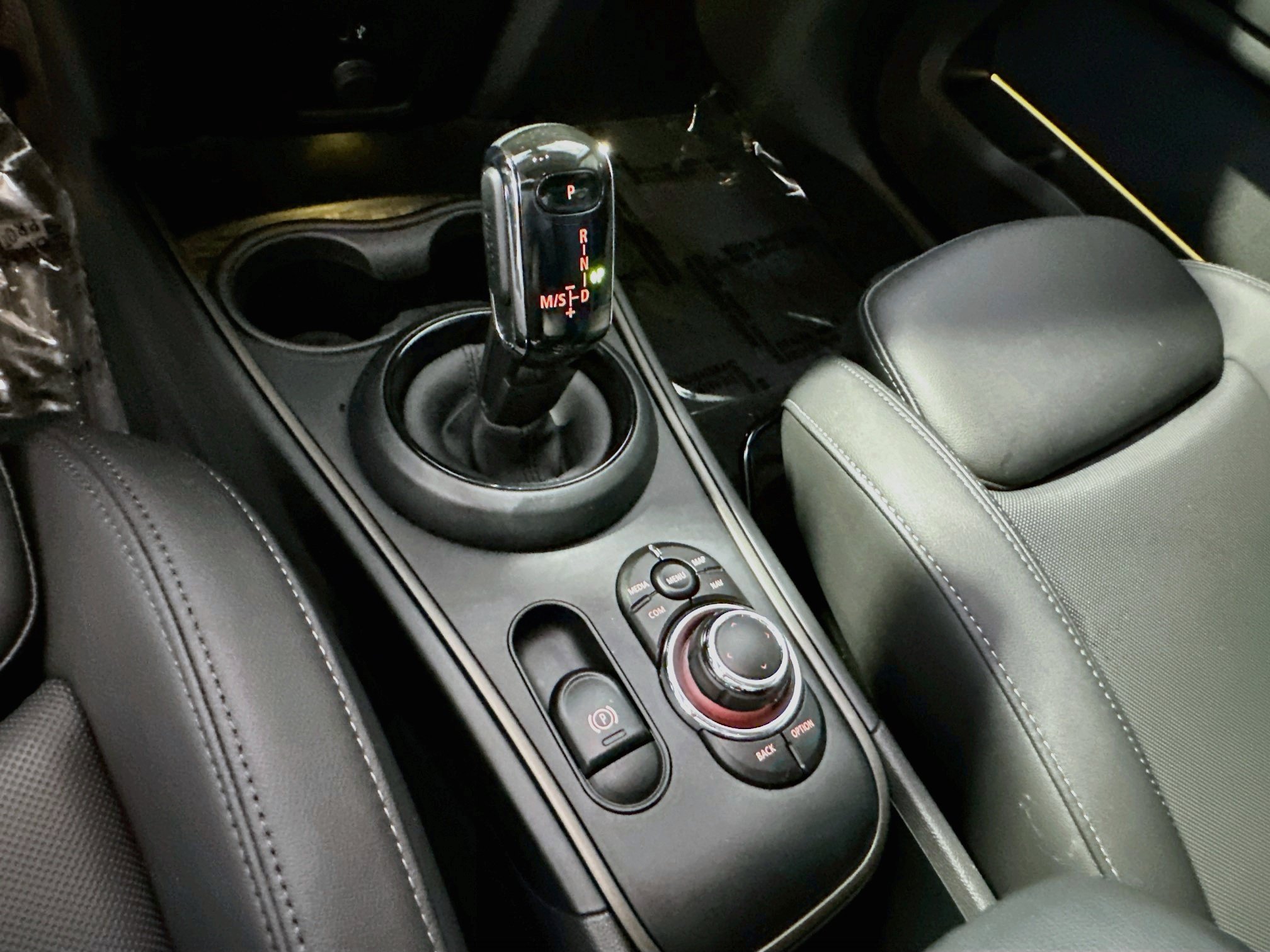 Certified 2024 MINI Cooper Countryman S FWD image 16
