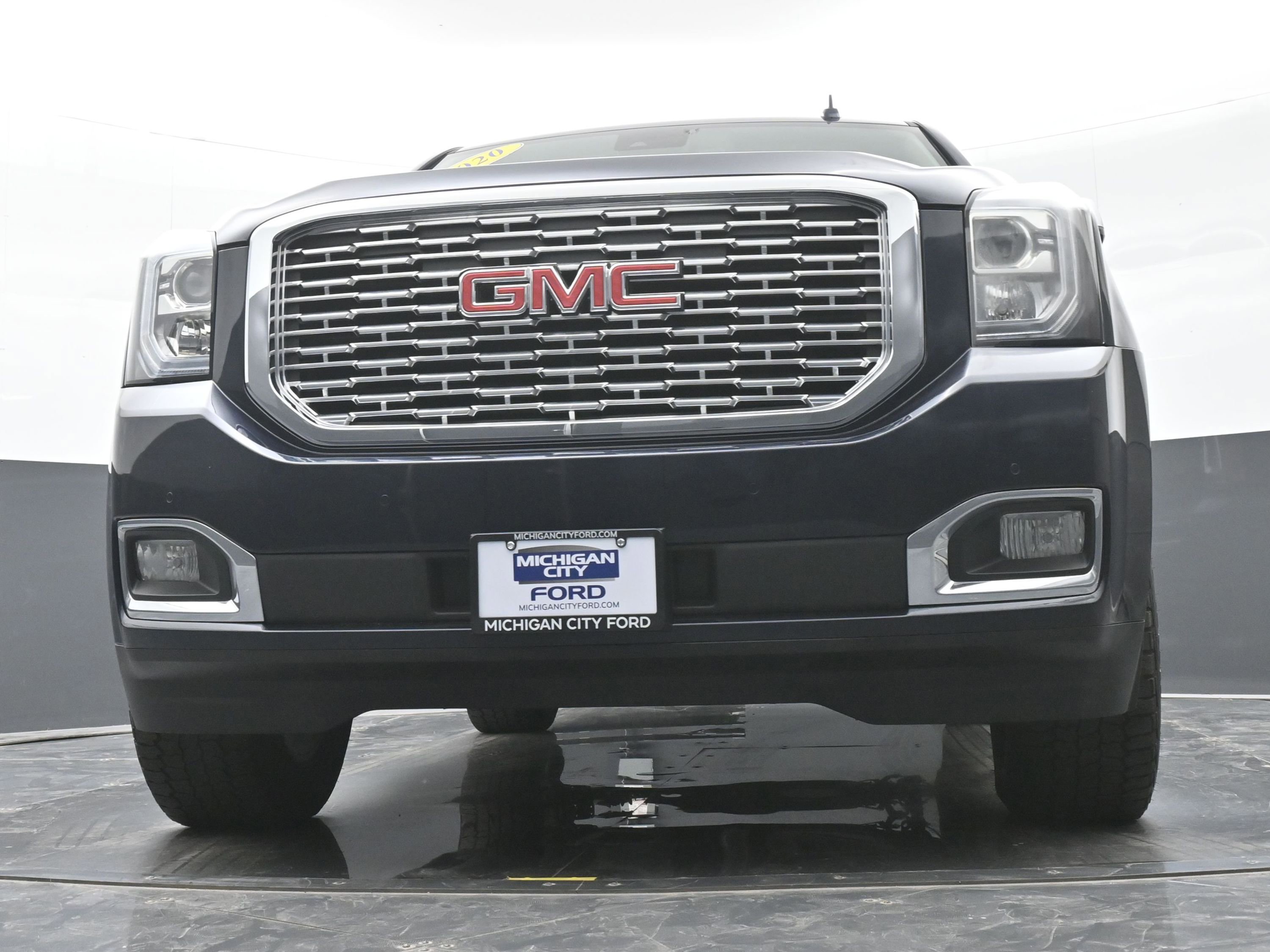 Used 2020 GMC Yukon Denali w/ Open Road Package AWD/4WD image 42